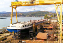 Dosar penal în urma exploziei pe Șantierul Naval Orșova, la o navă aflată în reparații. Cele trei victime au arsuri de gradele 1, 2 și 3. O victimă are arsuri pe 70% din corp