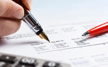 Un tânăr de 25 de ani din Mehedinți a înmatriculat în fals un automobil BMW Seria 5 pe numele unui sătmărean pentru a scăpa de plata impozitelor